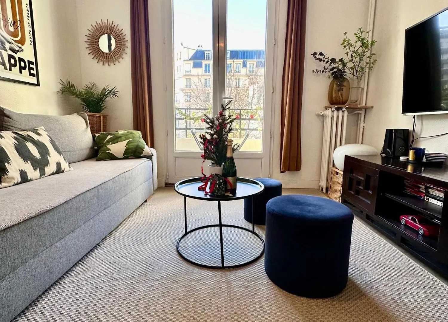 Appartement Avec Balcon, 5 Min Du Metro 1-6, Nation, Disneyland, Zoo, Bois De Vincennes Paris 0*,